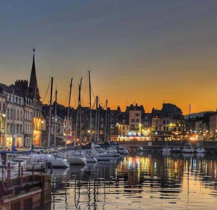 Ferienwohnung Bienvenue chez vous Honfleur Exterior foto